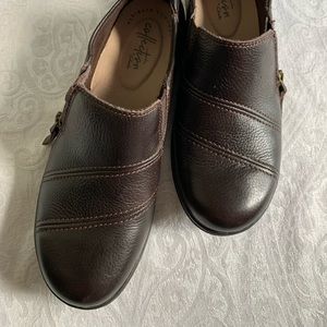 Clarks leather shoes NWOT